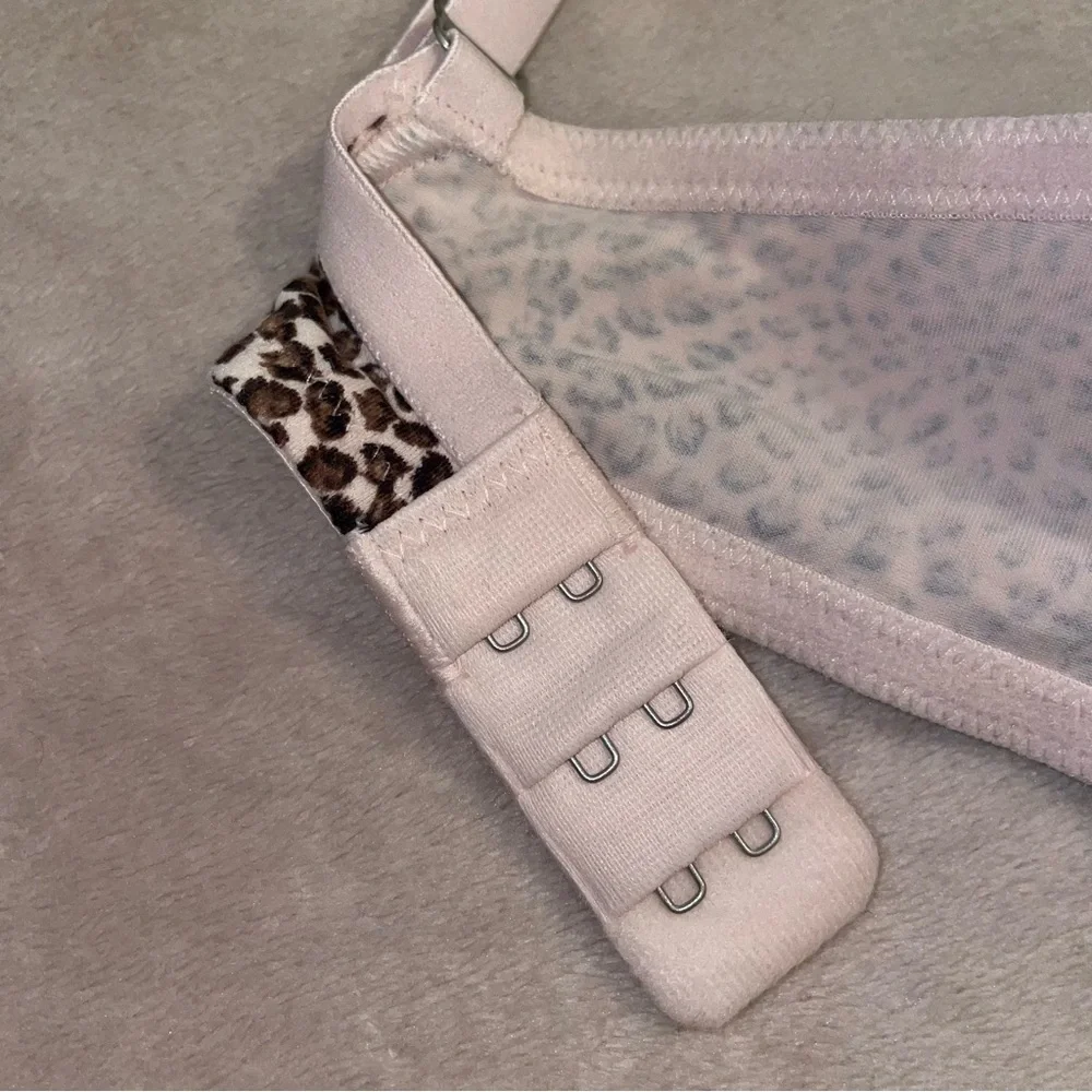 Victorias secret animal print lined perfect coverage bra size 34C - Picture 10 of 11